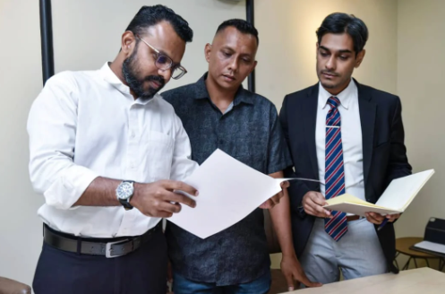 联华配资 马来西亚一小学生吊死在校内厕所隔间，事发前告诉姐姐自己被恐吓